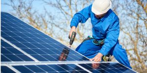 Installation Maintenance Panneaux Solaires Photovoltaïques à Lavernose-Lacasse